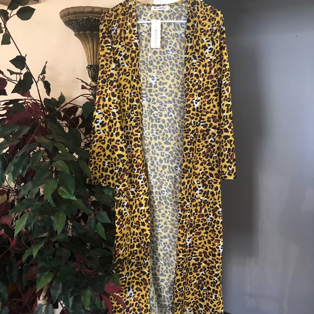 NWT Cheetah Print Duster